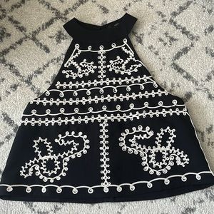 LF Black & White Detailing Top